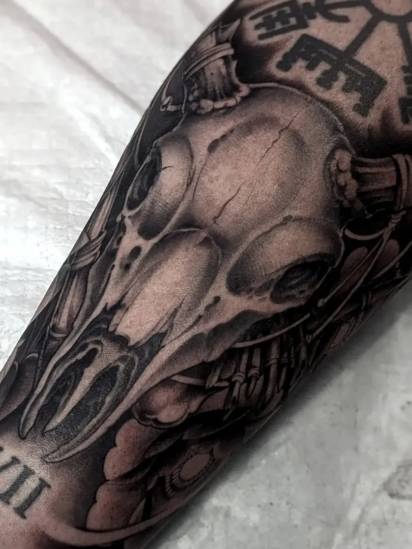 Tattoo by Joel Thongbai, 10 of 50, photo 2 of 6
