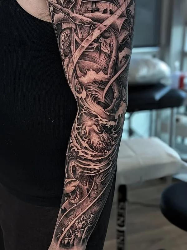 Tattoo by Joel Thongbai, 24 of 50, photo 2 of 2